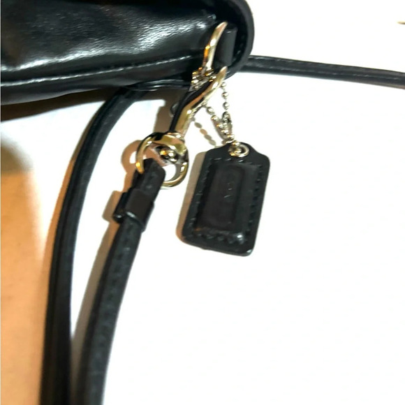 Coach black leather crossbody handbag - Picture 4 of 7
